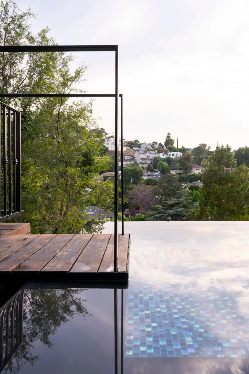 Hillside custom pool in Calabasas